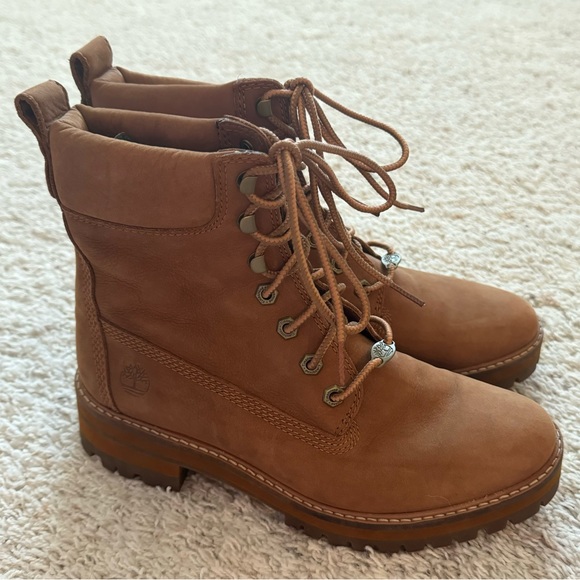 Timberland Women's Courmayeur Valley Leather Boot A1KIG - Picture 4 of 10